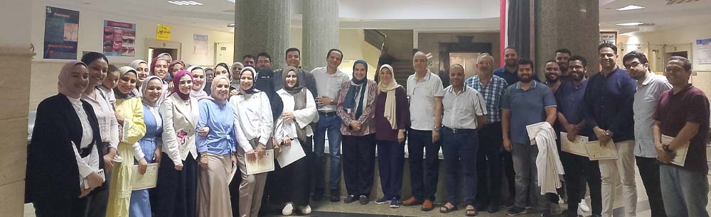 تكريم فريق الجودة من أعضاء هيئة التدريس والهيئة المعاونة بمناسبة الاعتماد المؤسسي من الهيئة القومية لضمان جودة التعليم والاعتماد