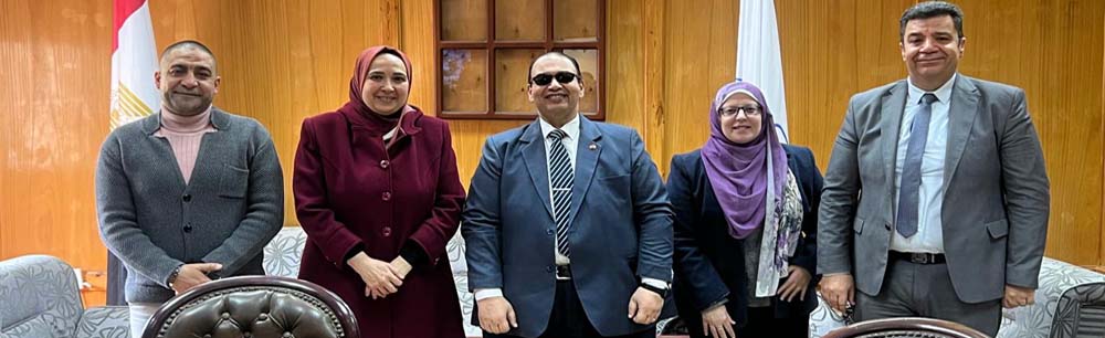 زيارة معالي الأستاذ الدكتور يحيي عيد رئيس الجامعة لكلية طب الفم والاسنان